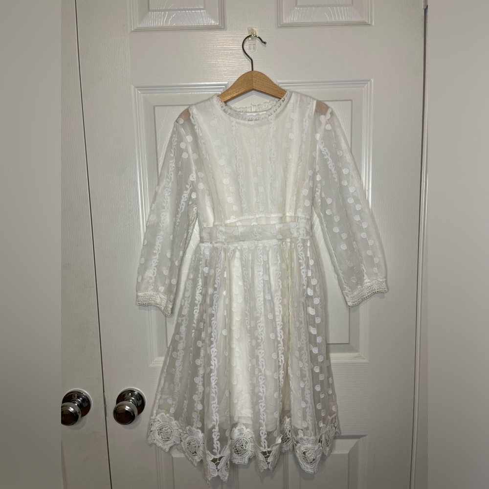 Girls white communion dress occasion dress event dress sz 6 - 7